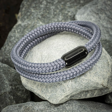 Zen armband zwarte schakel - Grijs Touw