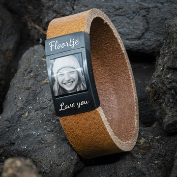Photo on bracelet Love You - <b>Cognac</b> leather bracelet with photo engraving