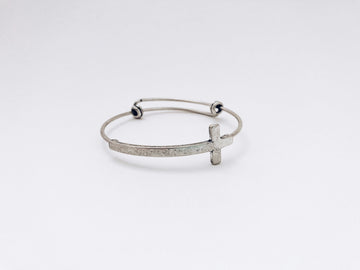 Hoe Kies Je De Perfecte Gegraveerde Zilveren Armband Voor Speciale Momenten?