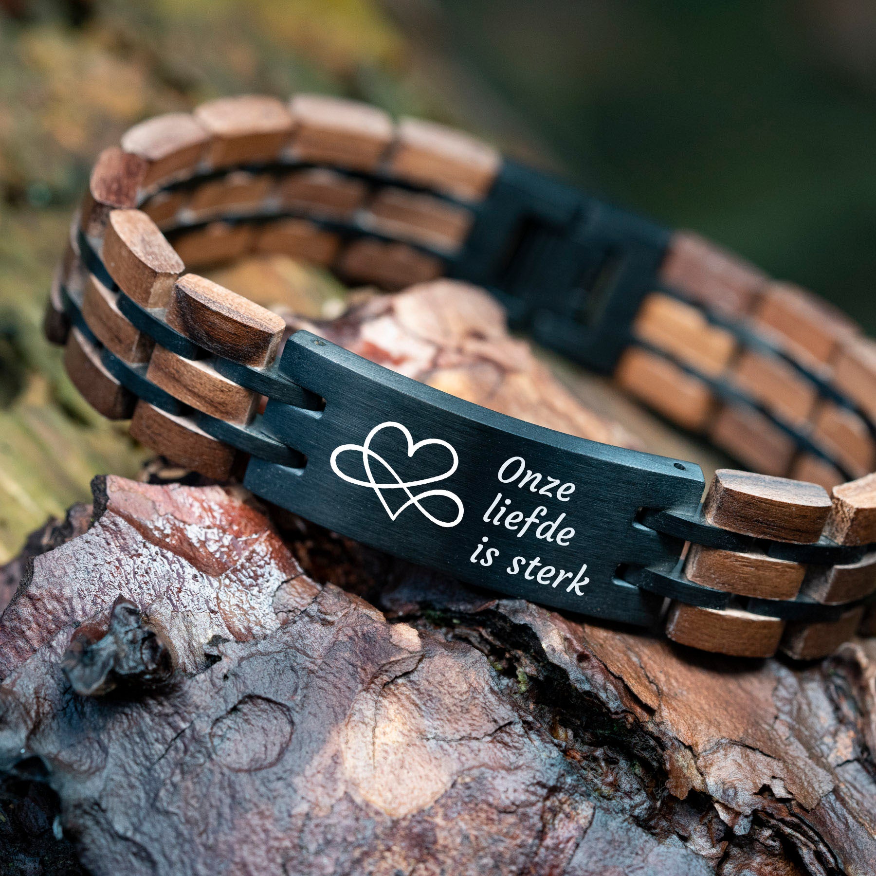 Houten armbanden