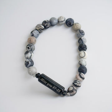 As-Armband kralen – Zwarte askamer | Eigen tekst
