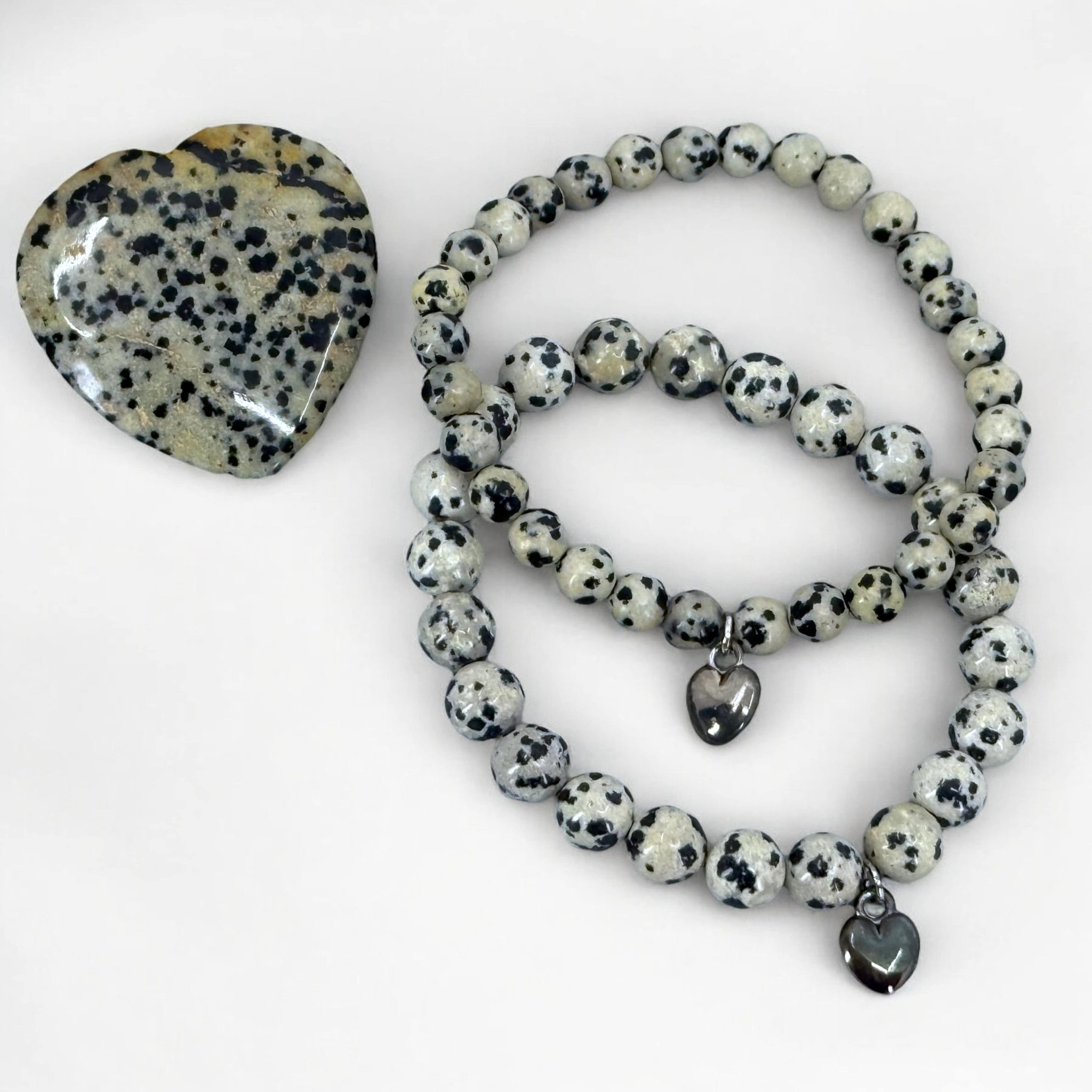 2 Dalmatian Jasper Armbanden – Luxe Cadeauset met Hartvormige Steen