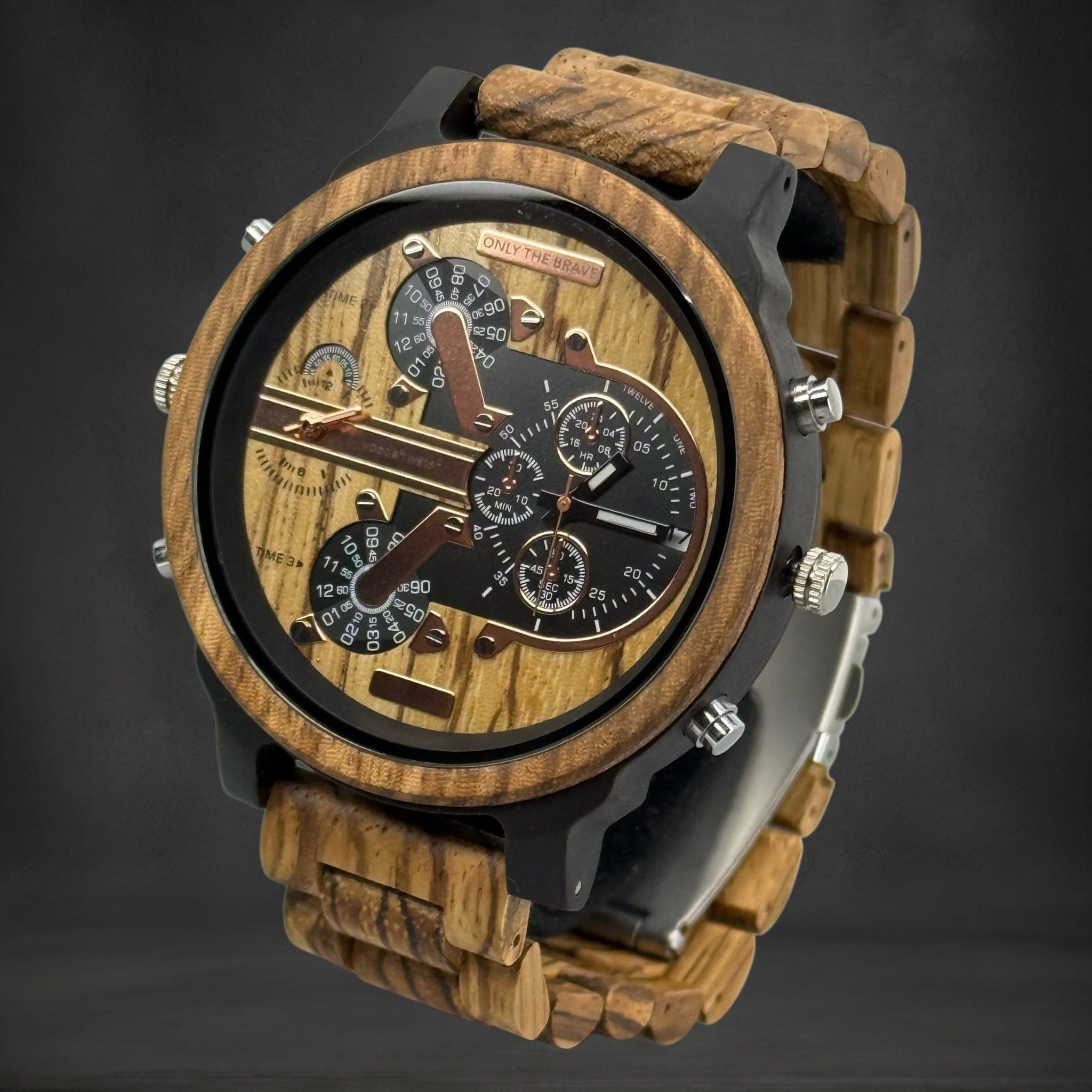 Only the Brave™ – Extra Groot Herenhorloge met Gouden Uurwerk