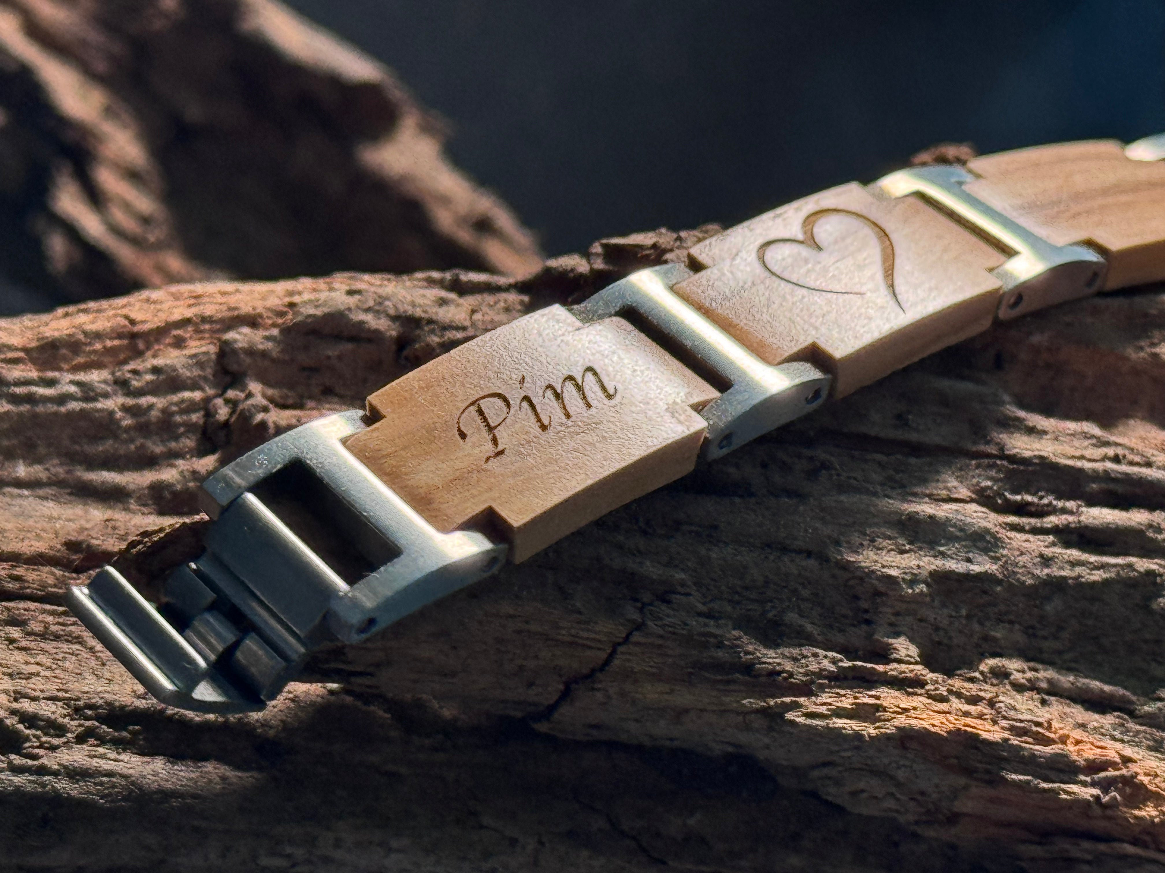 Gaia – Ebbenhout & Roestvrij Staal Houten Armband