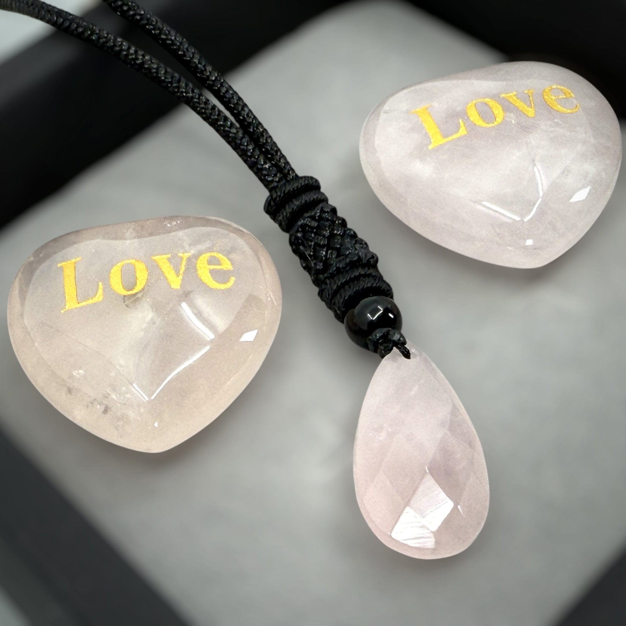 Ketting Rozenkwarts Hart Set – 2 x Liefdes Amulet ‘Love’
