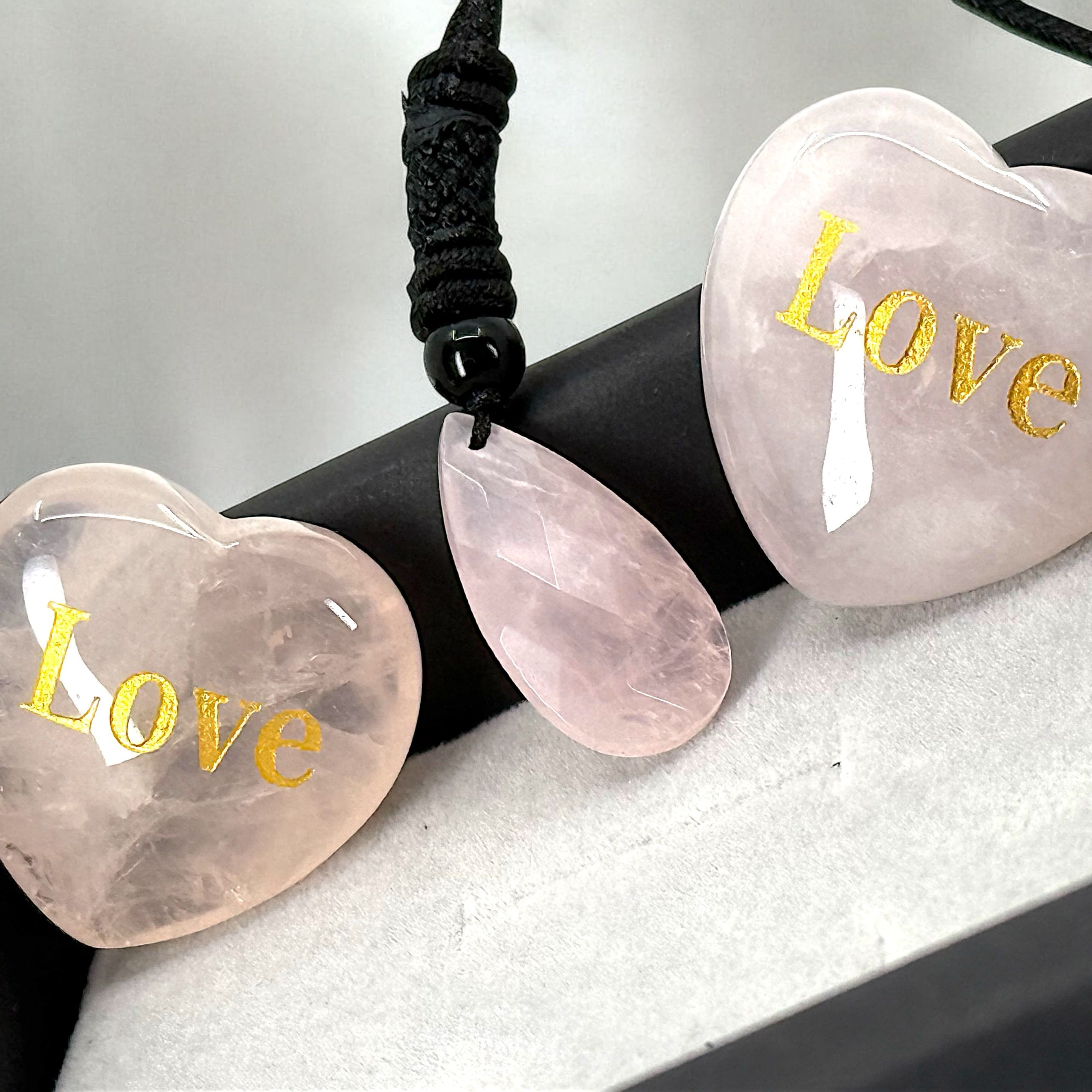 Ketting Rozenkwarts Hart Set – 2 x Liefdes Amulet ‘Love’