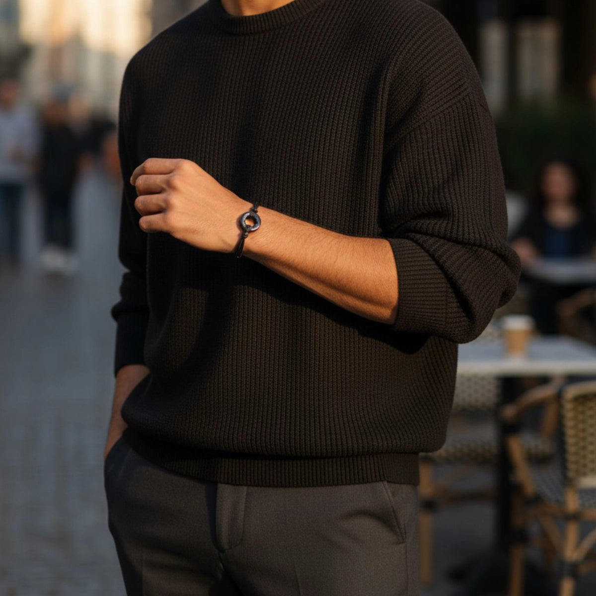 Zwarte Urn Armband – Verstelbaar leer + Askamer met Gravure