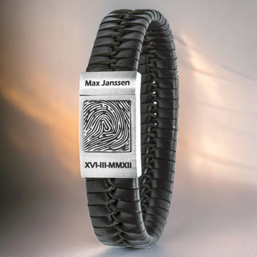 Impronta digitale sul braccialetto - Pelle intrecciata (pelle nera / marrone)
