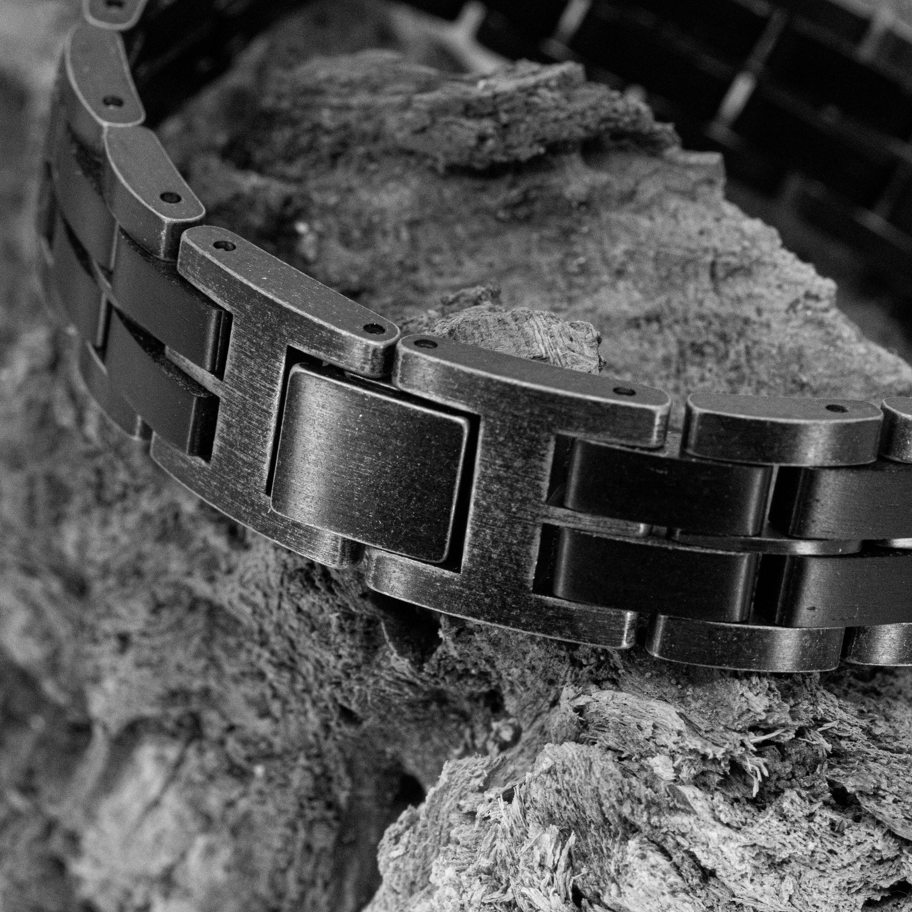 Forest – Dark Edition Houten Armband met eigen Gravure