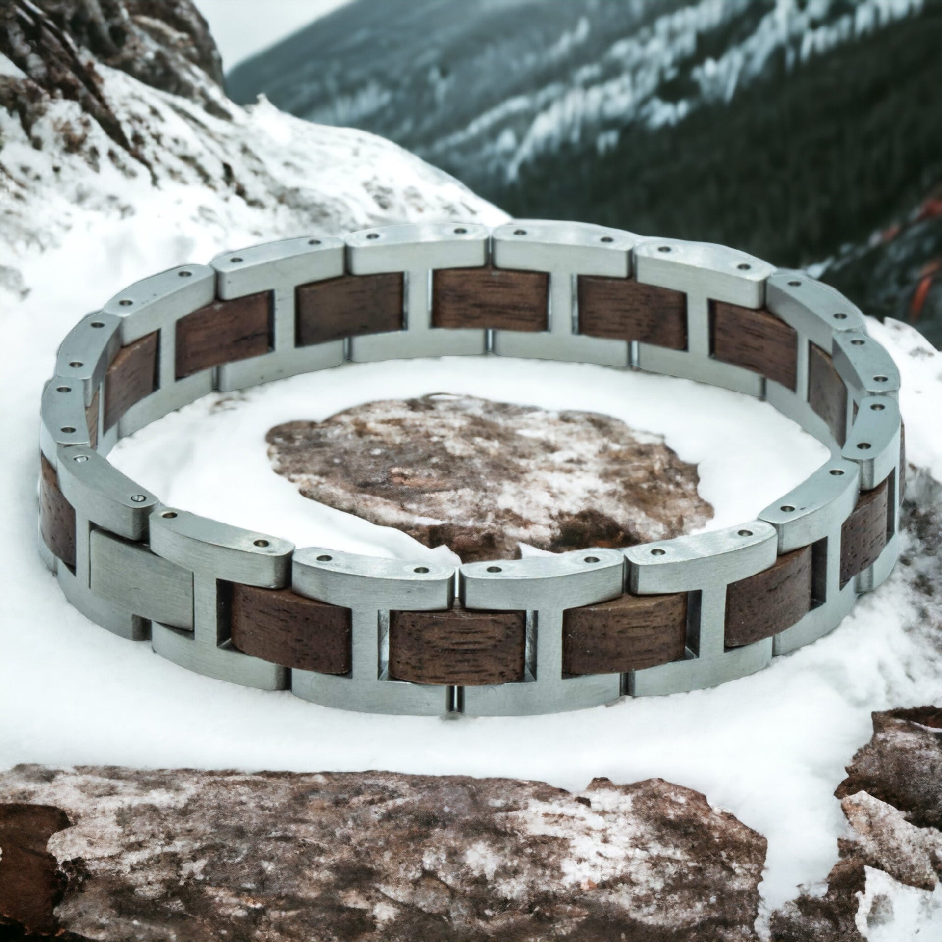 Kangchenjunga – Walnoot & Roestvrij Staal Houten Armband