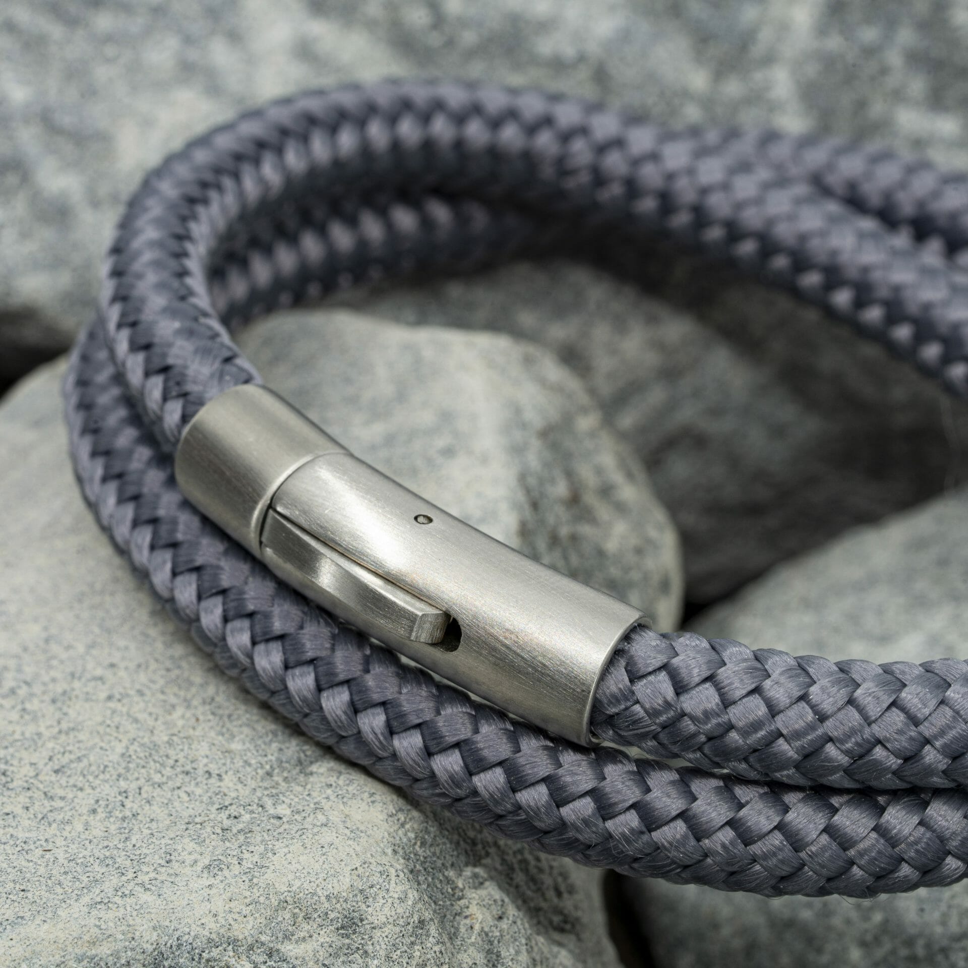 Navy™ Armband – Grijs Touw