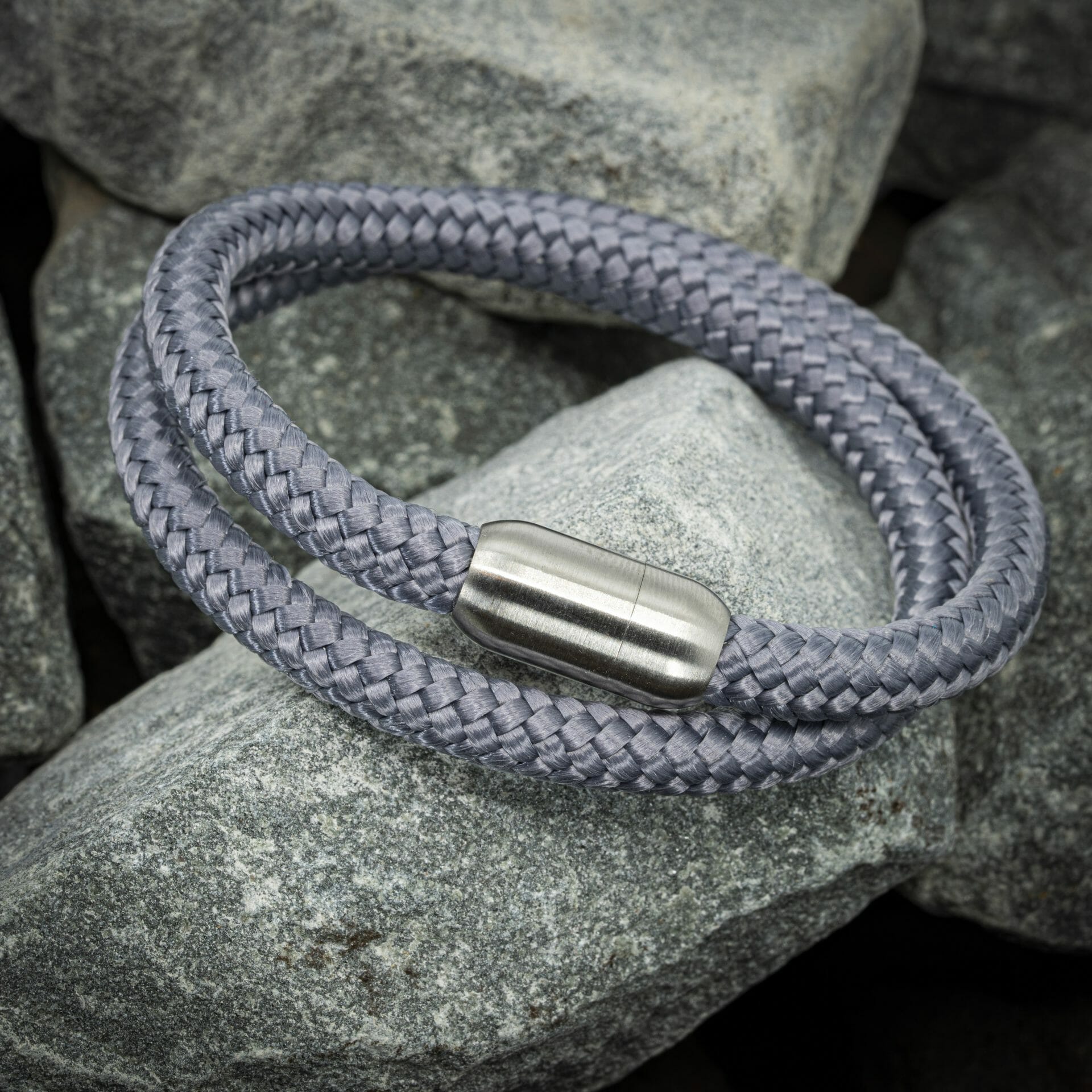 Navy™ armband zwarte schakel – Grijs Touw