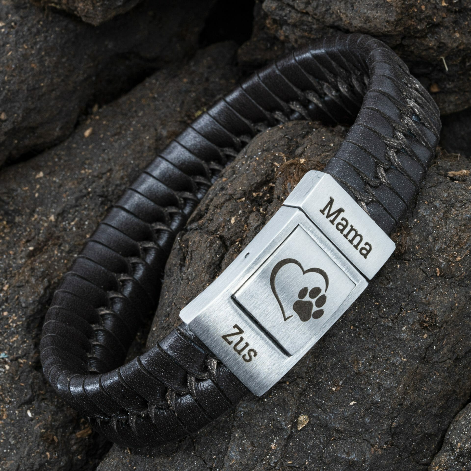 Eigen tekst en symbool Armband Gevlochten leer