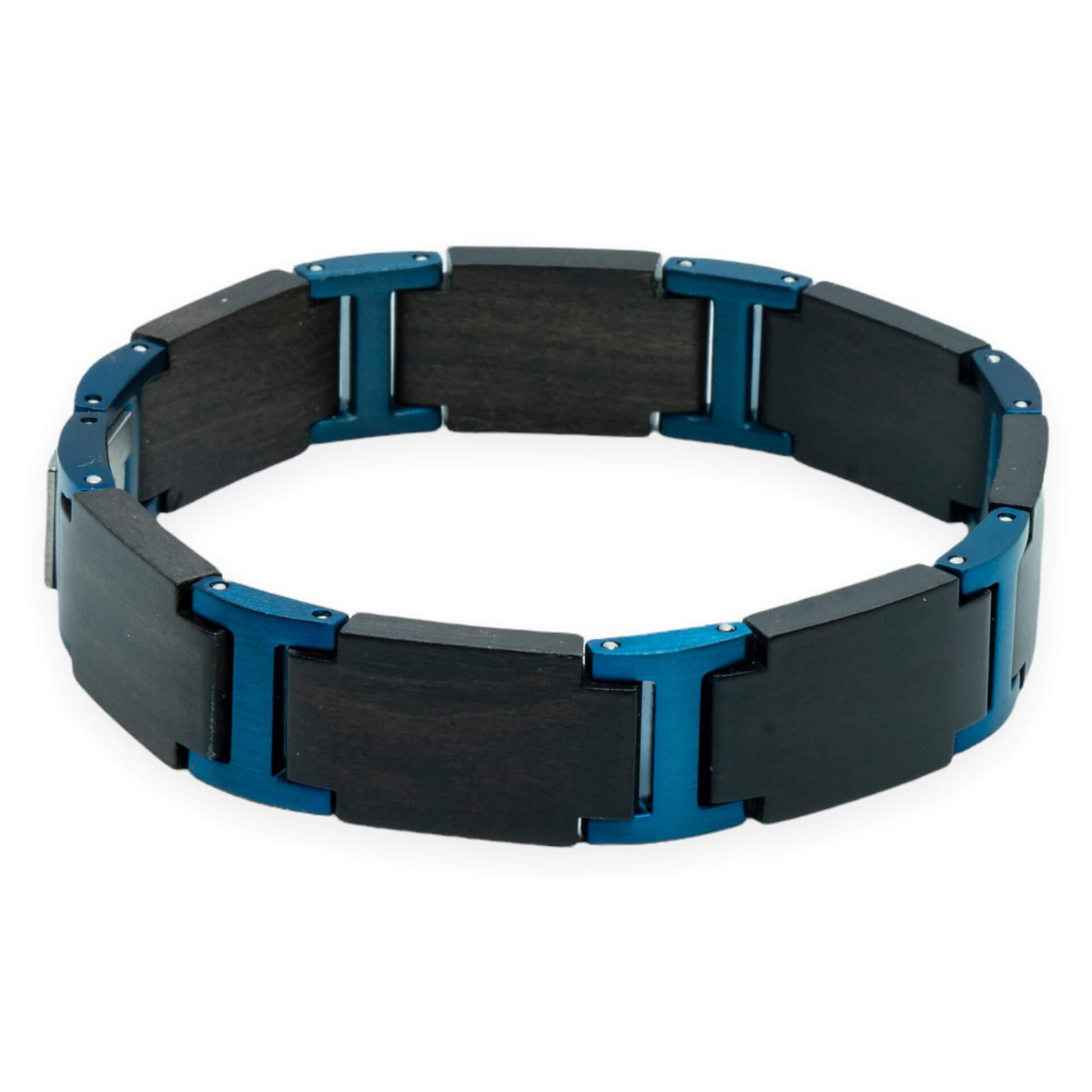 Titan Blue – Zwart Hout & Blauw RVS Armband met Gravure