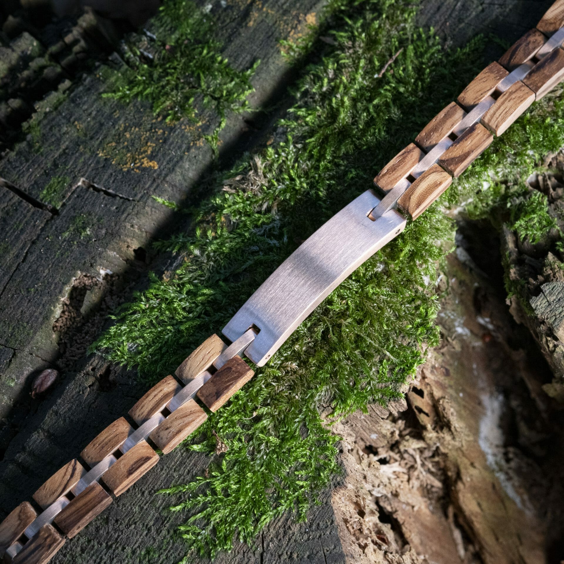 Eterna Rosé – Stijlvolle Houten Armband met Gravure