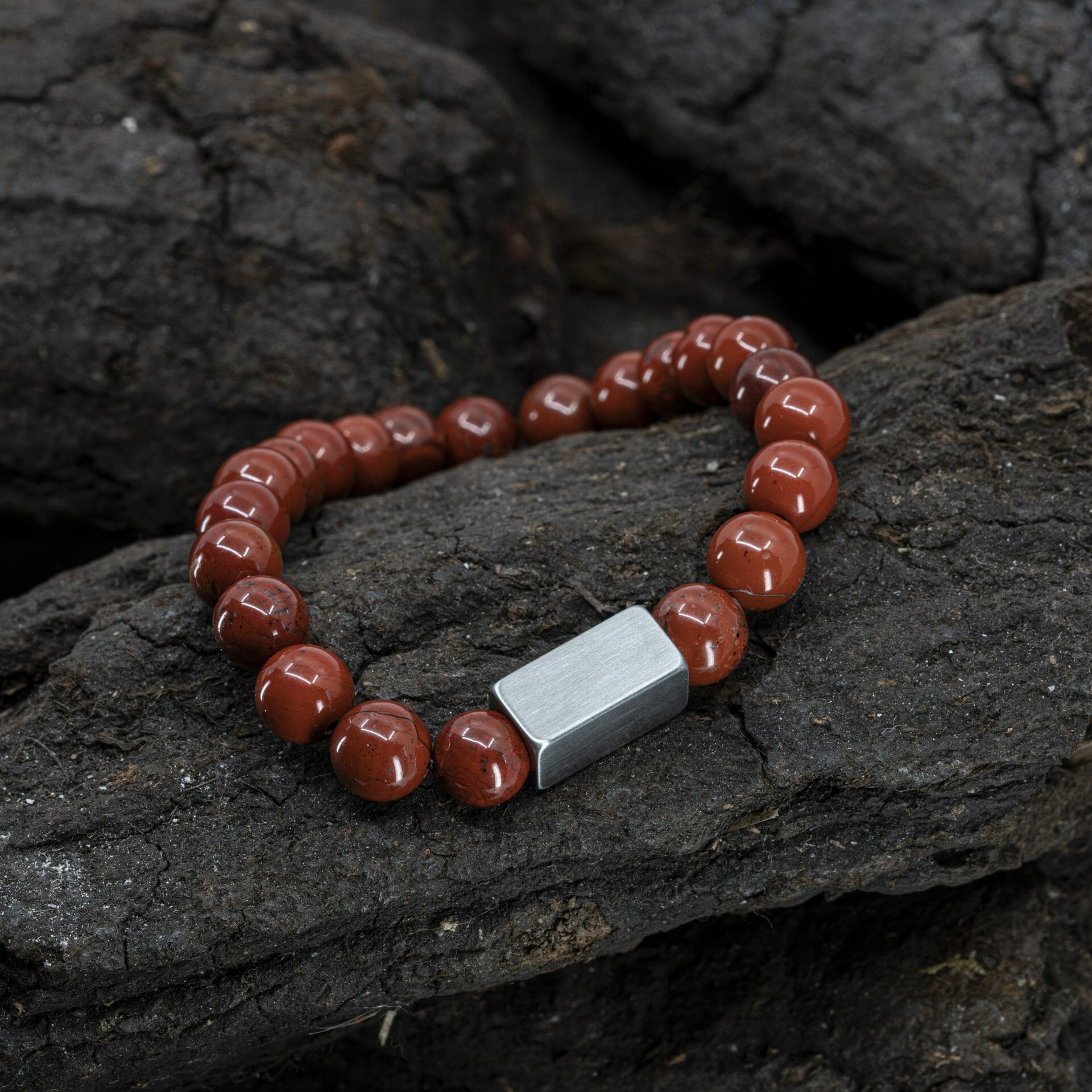 Great Red Dragon - Rode Jasper Kralen armband