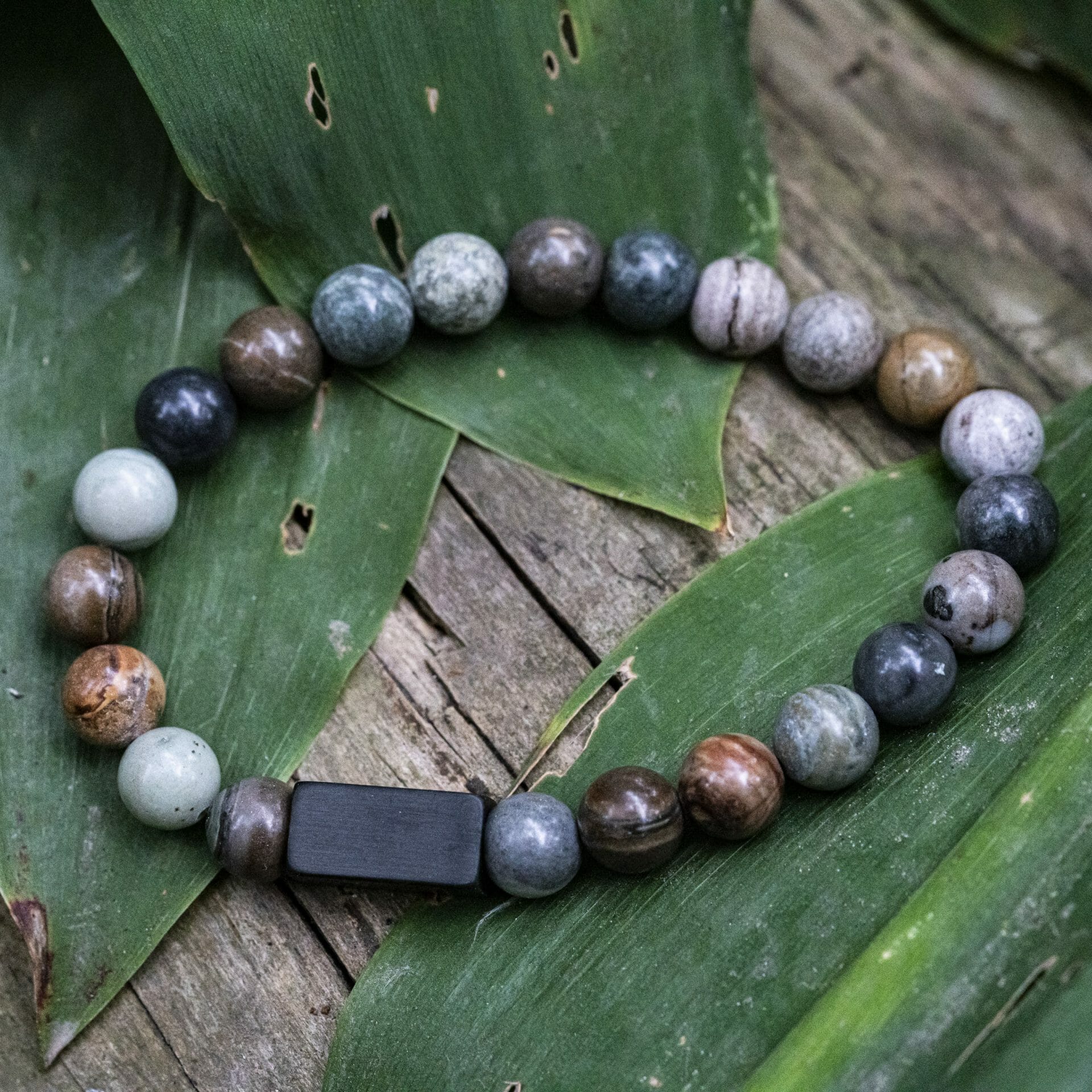 Mud Stone ‘Kleurrijk’ – Kralen Armband