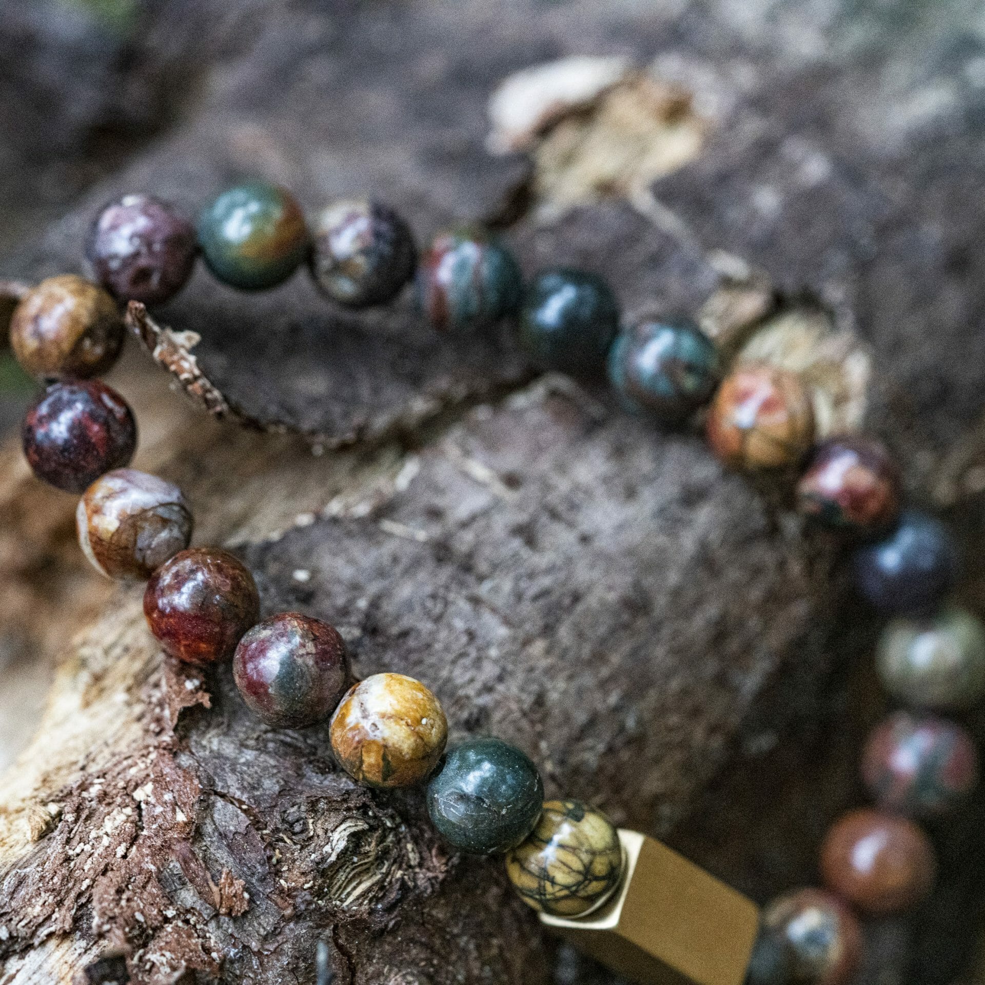 Picasso - Kleurrijke 8mm Jasper kralen armband