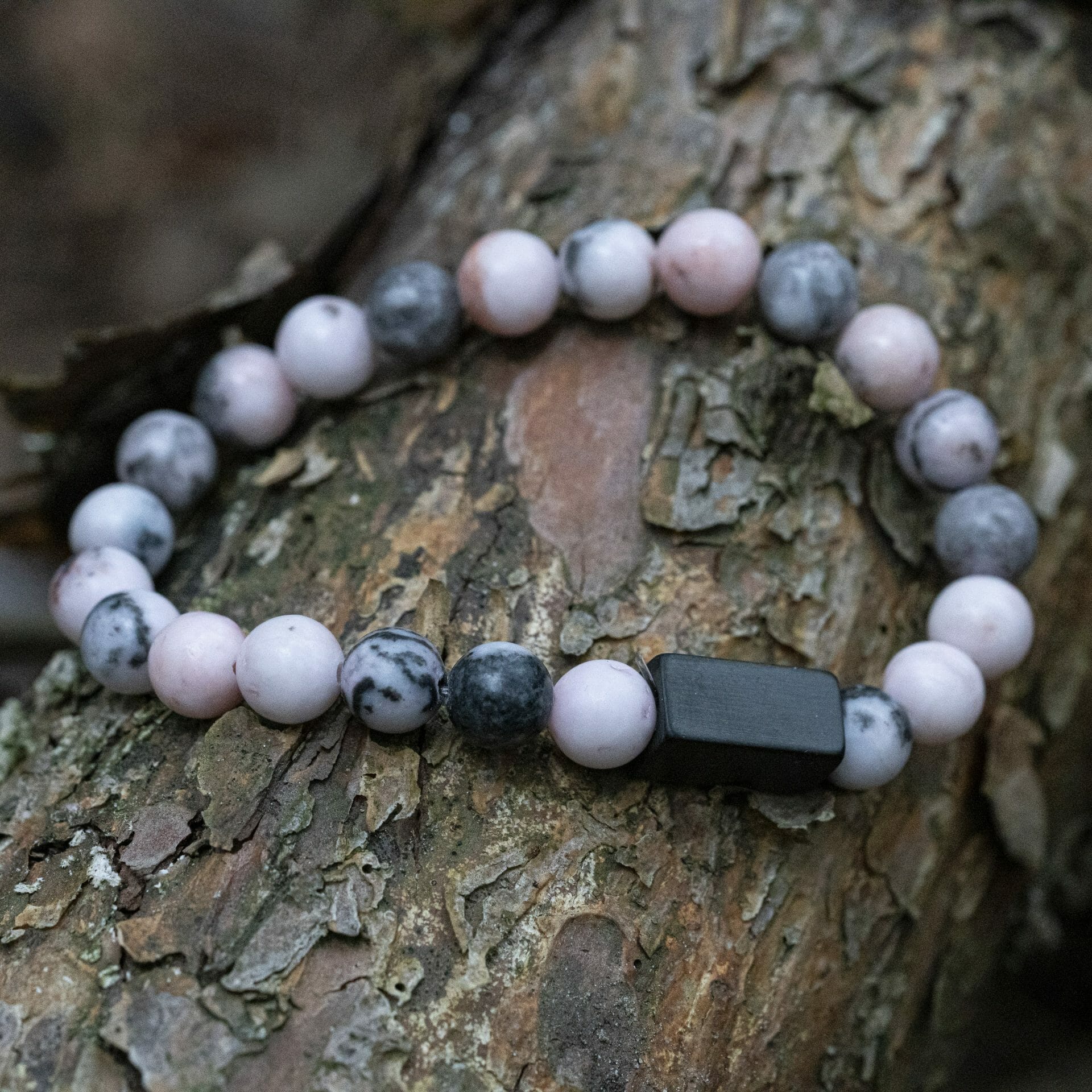 Witte / Roze Zebra Kralen armband - Subtiele Elegantie