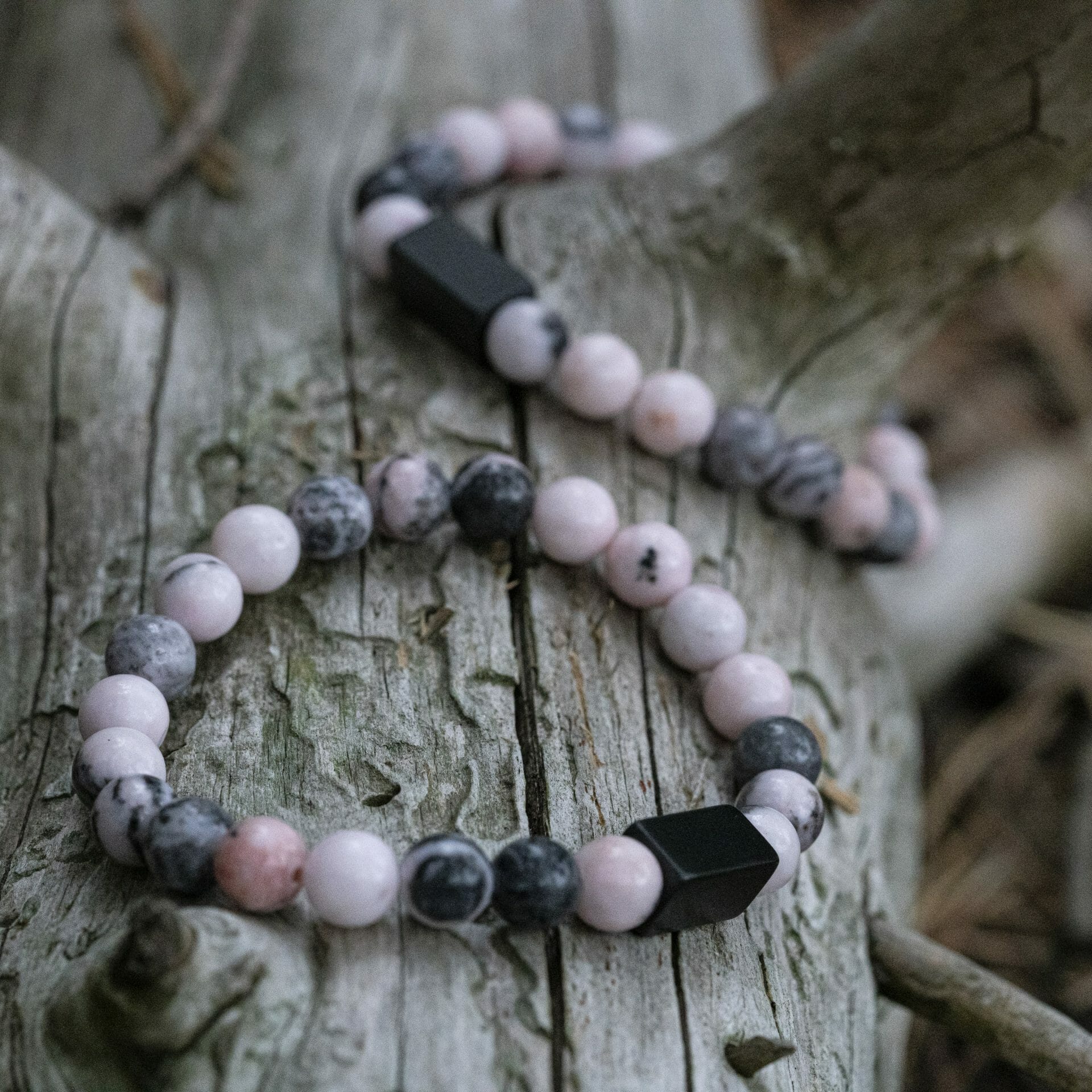 Witte / Roze Zebra Kralen armband - Subtiele Elegantie