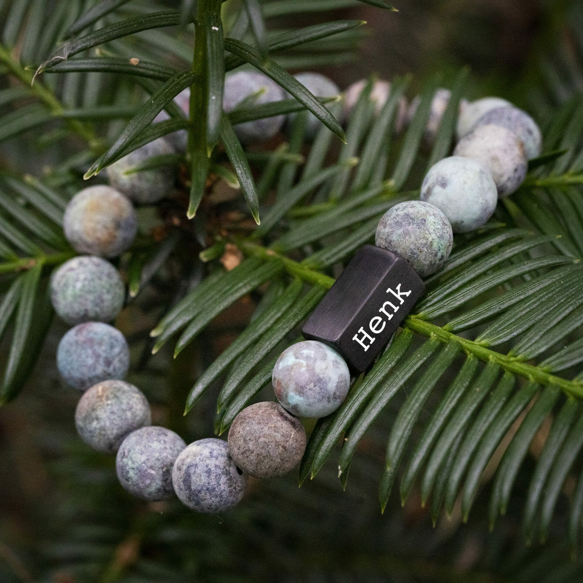 Naamgravure 'Matte Stoney Look' - 10mm Turquoise Kralen Armband