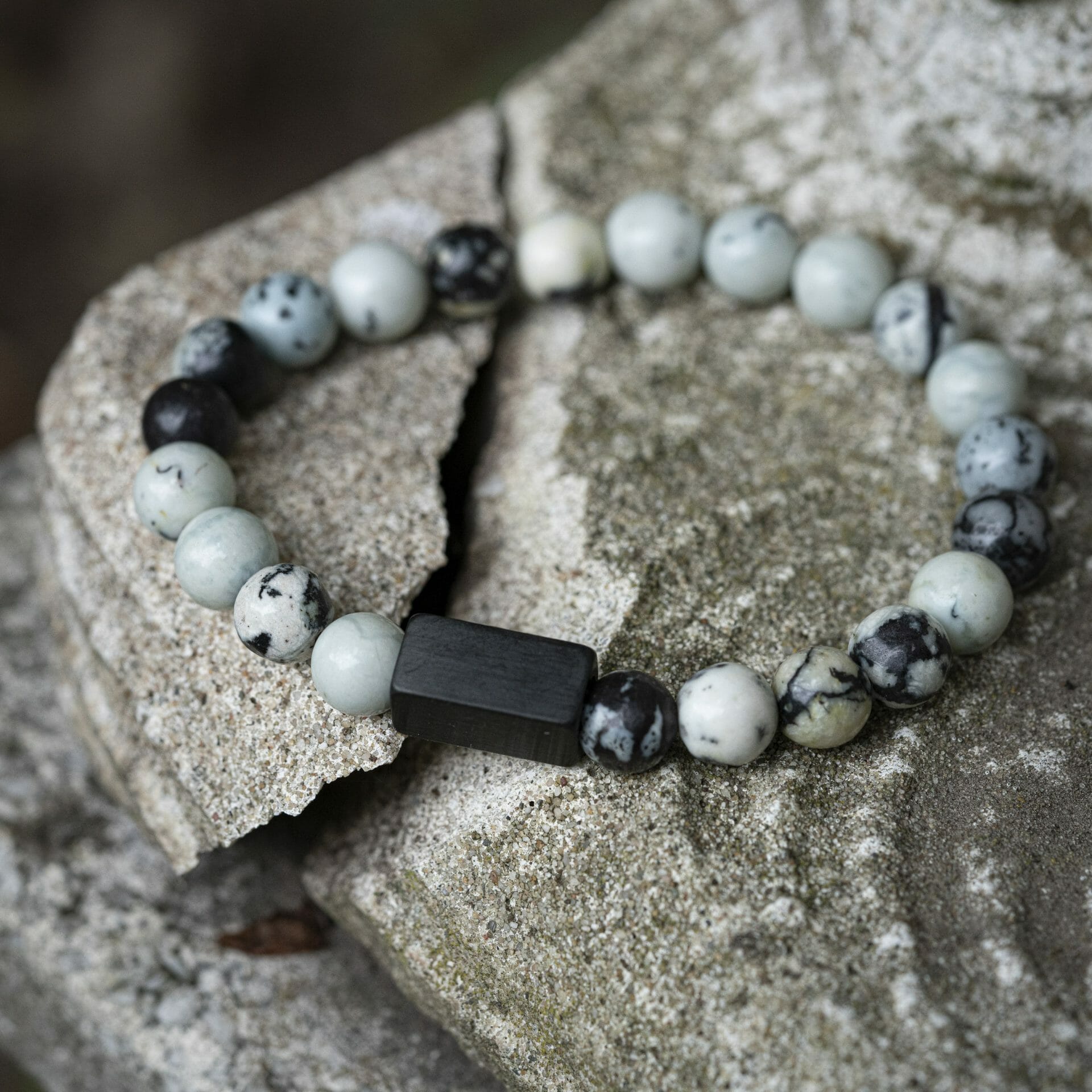 Witte Turquoise Jasper - Naamgravure 8mm kralen armband