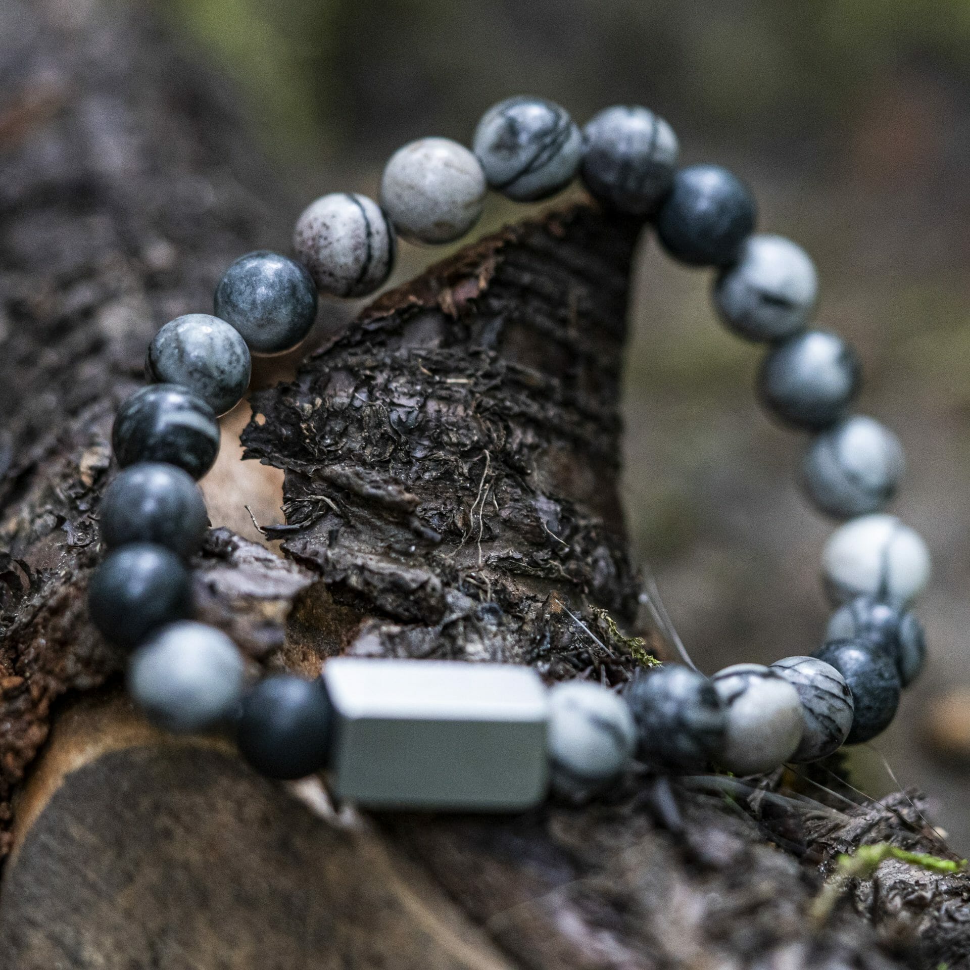 Zwarte zijdesteen - Natuurstenen kralen armband