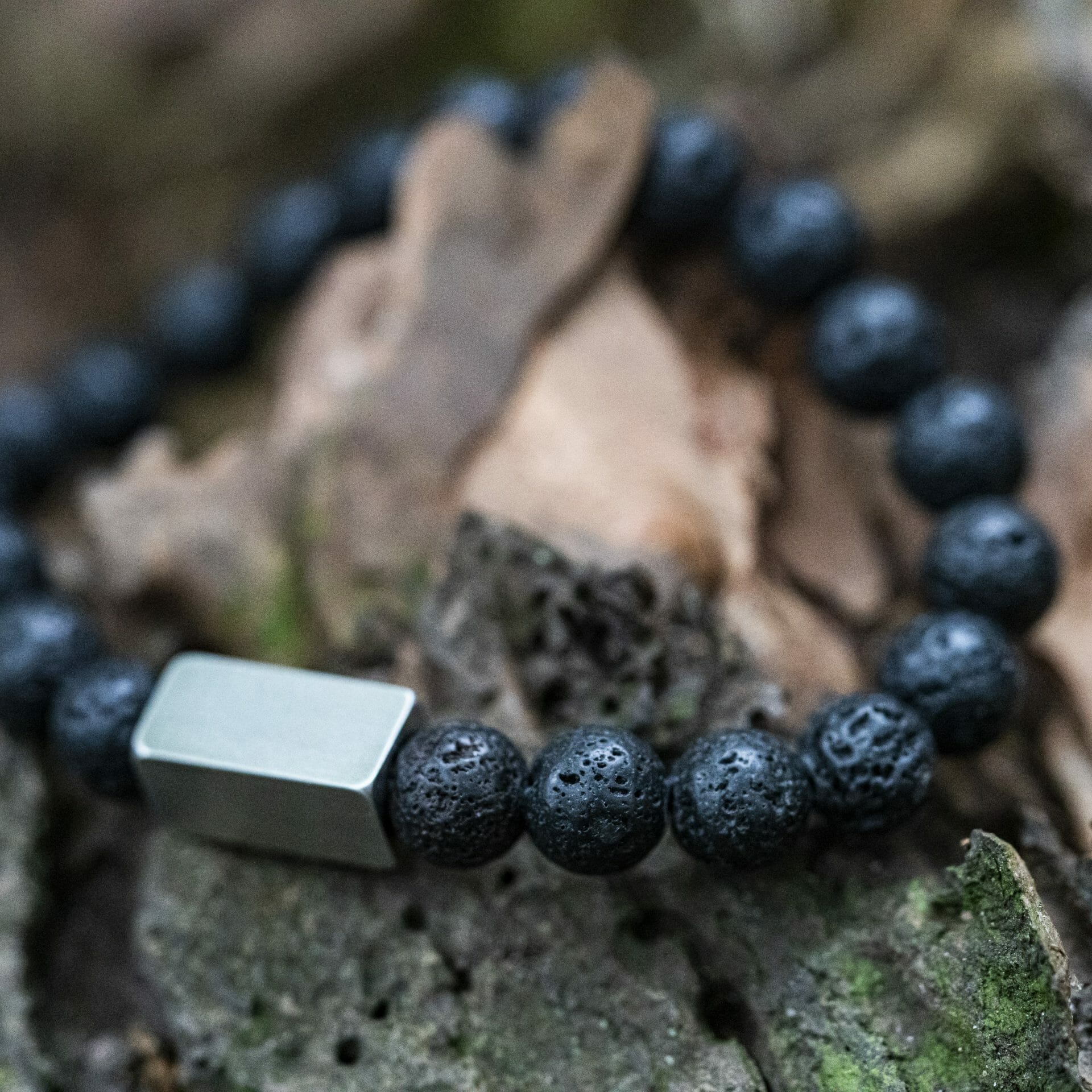 Lava Stenen Kralen Armband met Naamgravure