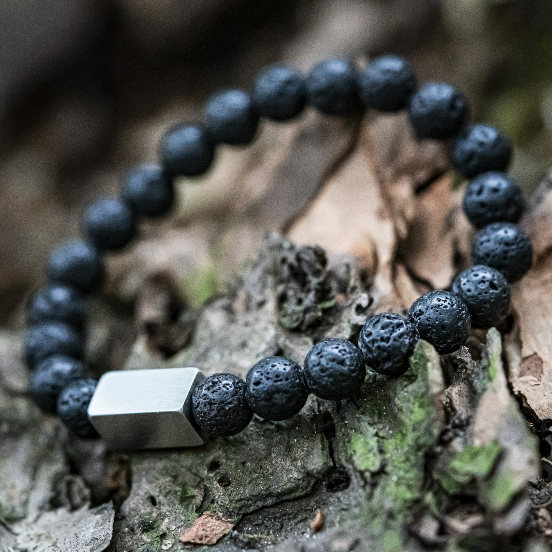 Lava Stenen Kralen Armband met Naamgravure