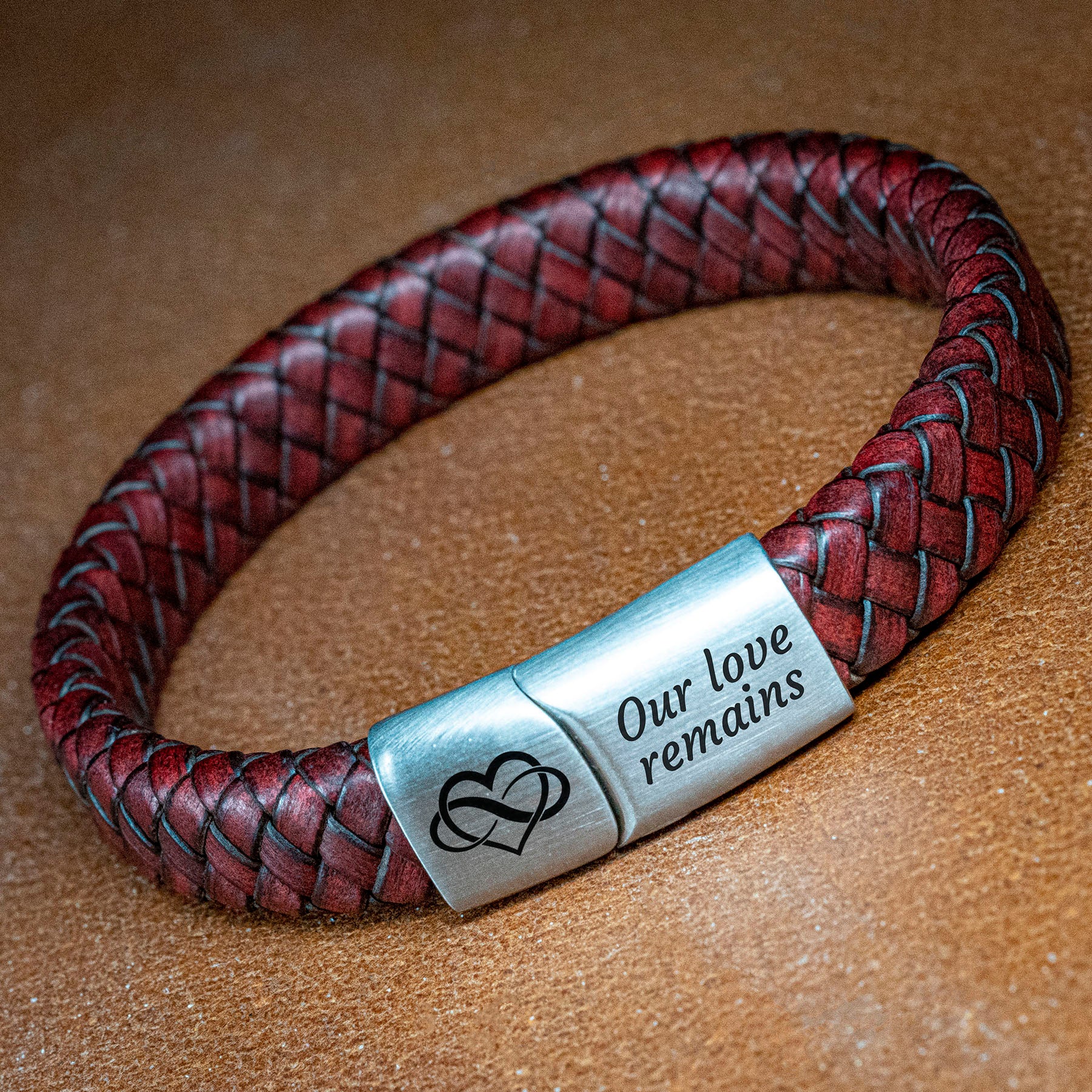 Oneindige liefdes armband (Infinity heart) - Gevlochten leer