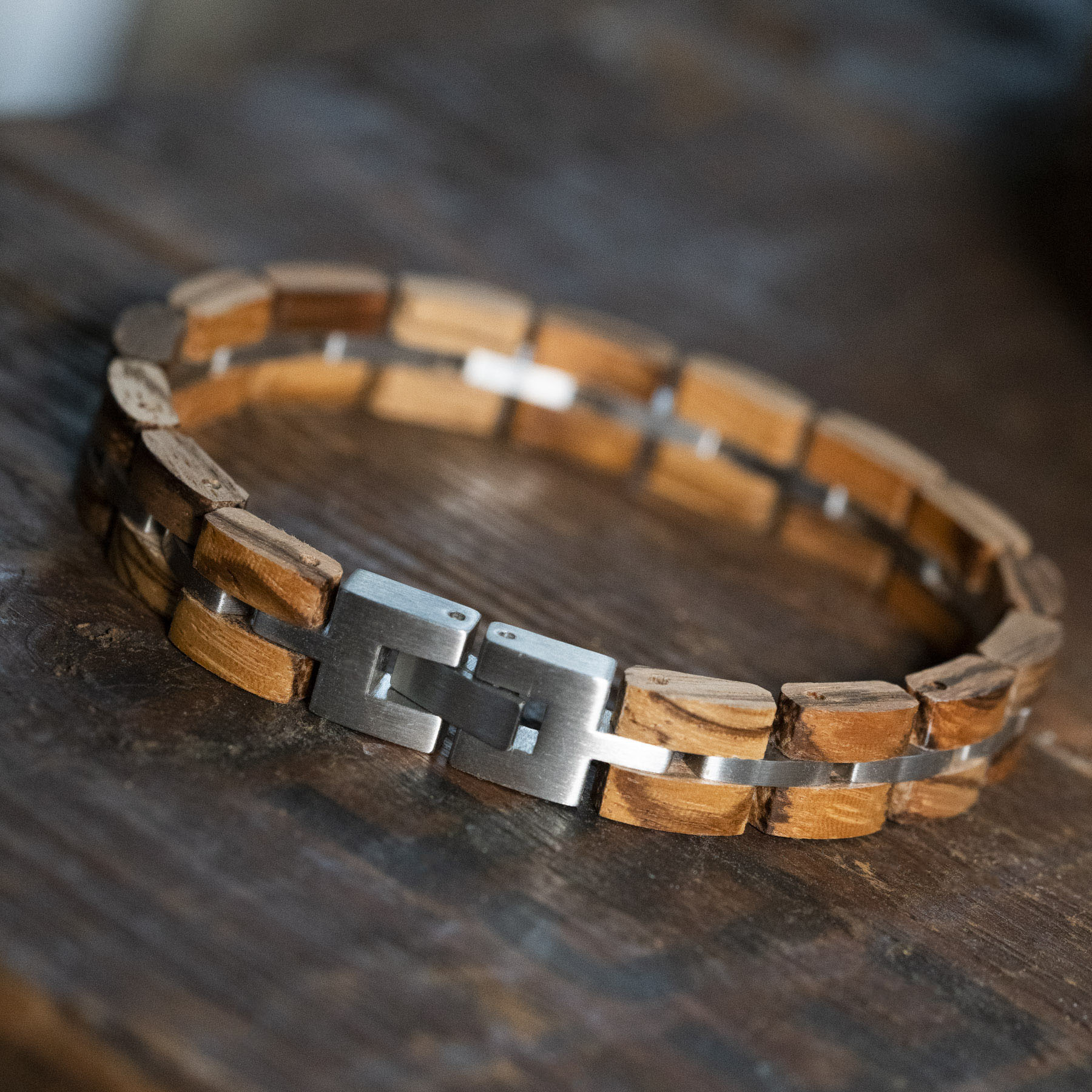 Metal Zebra (TimberWood) - Houten armband