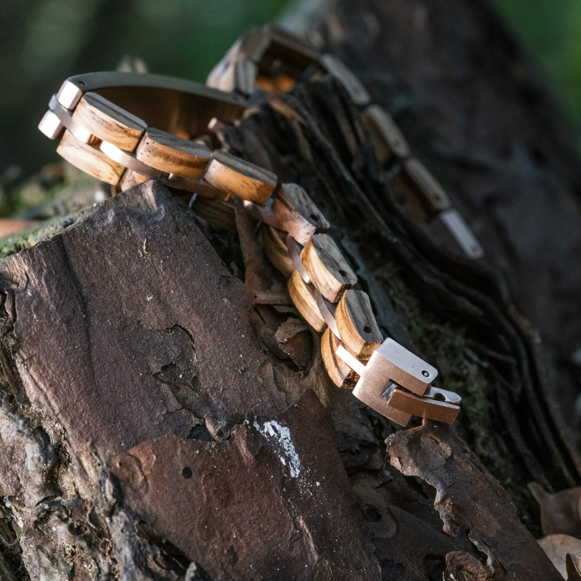 Eterna Rosé – Stijlvolle Houten Armband met Gravure