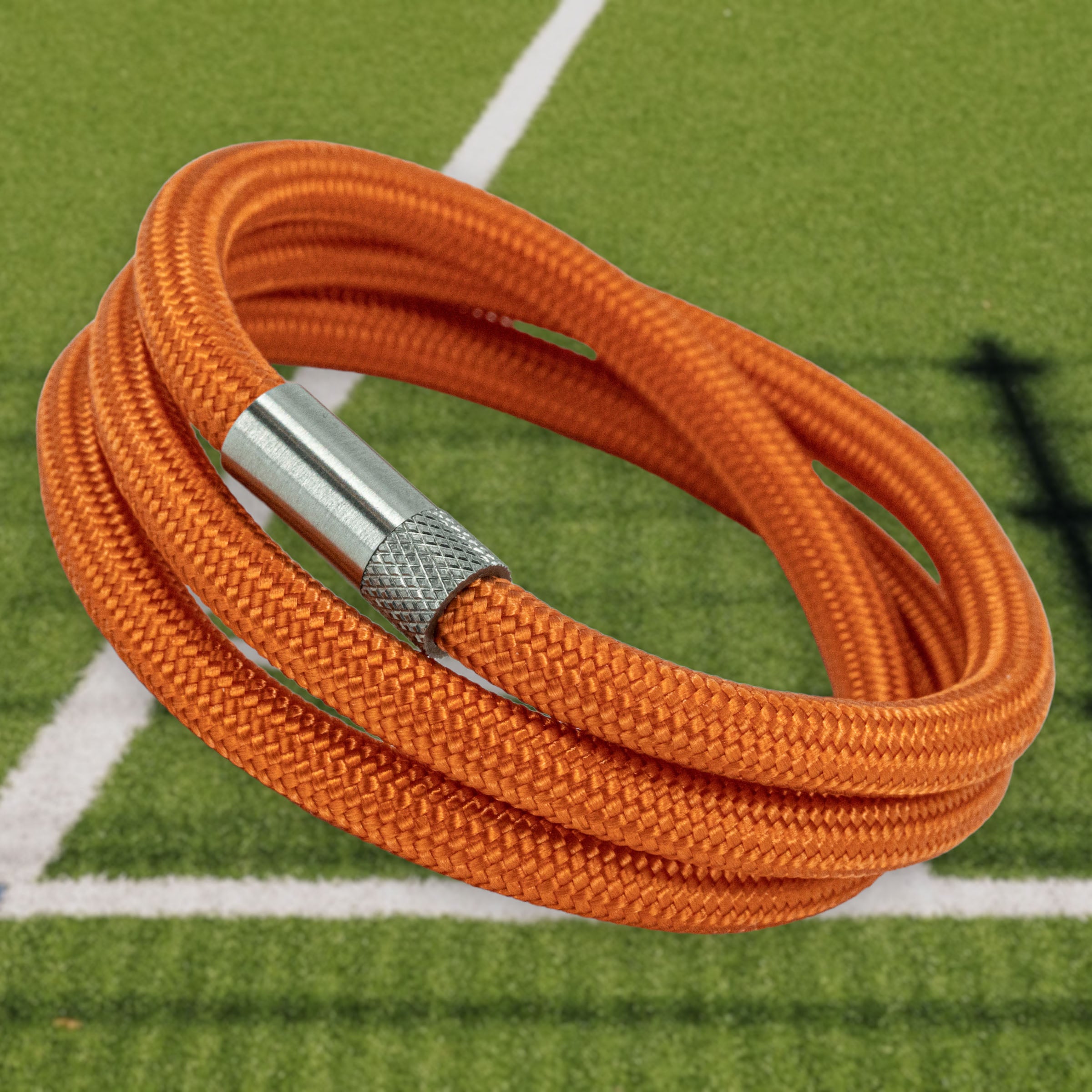 Jouw Club of Speler naam op Oranje armband – Luxe Paracord